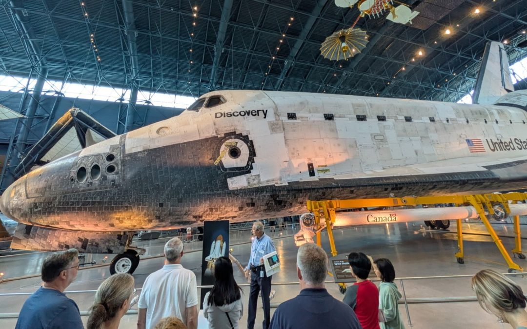 The Smithsonian might have to cut space shuttle Discovery into pieces to get it to Texas