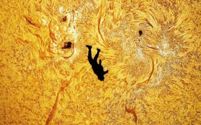 ‘It was an incredible moment.’ Skydiver plunges across the face of the sun jaw-dropping astrophotographer photo