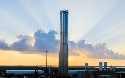 SpaceX’s 1st ‘Version 3’ Super Heavy Starship booster buckles under pressure during initial tests
