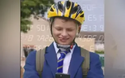 Police and EE join forces to advise on deepfakes