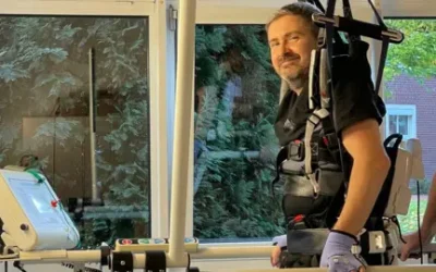 A wave paralysed me but AI could help me walk again