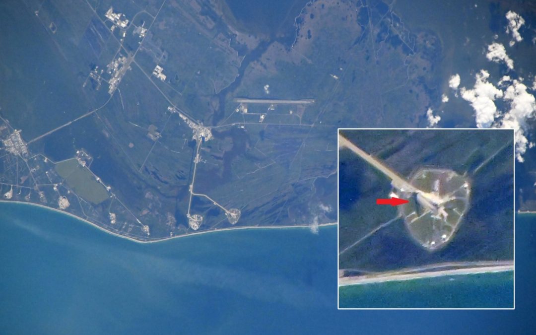 ISS astronaut spots Artemis 2 moon rocket on the launch pad from space (photo)