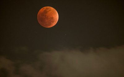 1 week until a breathtaking blood moon rises over the US during total lunar eclipse 2026